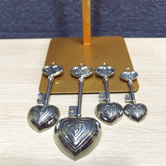 Vintage Ganz Heart Measuring Spoons Set of 4 - Picture 2 of 6